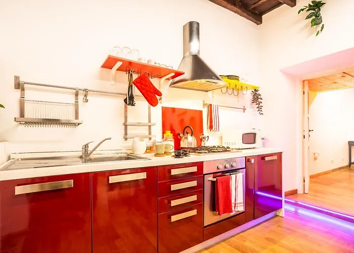 The Magic Hole Apartment *