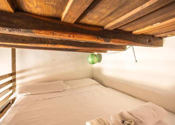 Apartment The Magic Hole *